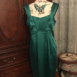 Beautiful Calvin Klein green dress 👗 size 12